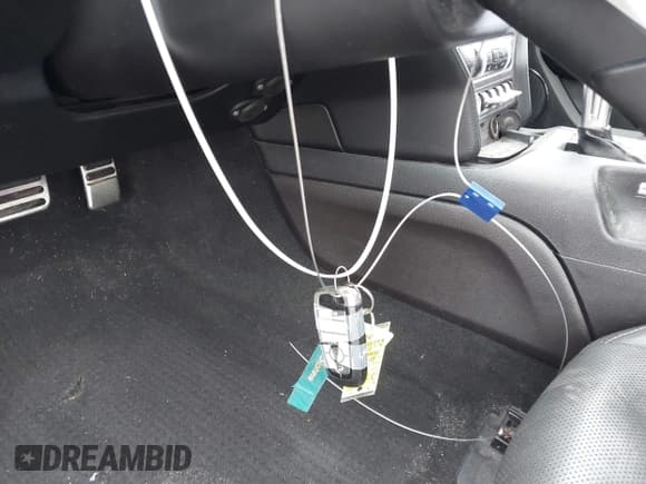 ✅ 2019 Ford Mustang EcoBoost • VIN: 1FATP8UHXK5182003 • Lot: 43299698. Listed on IAAI with 95,940 mi. Free auction sales archive from the USA and detailed vehicle history report at DreamBid. Image 11.