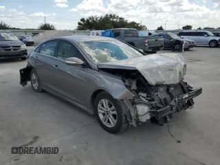 ✅ 2014 Hyundai Sonata GLS • VIN: 5NPEB4AC1EH831601 • Lot: 67735424. Listed on Copart with 75,641 mi. Free auction sales archive from the USA and detailed vehicle history report at DreamBid. Image 4.