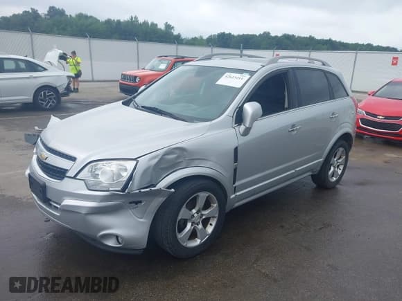 ✅ 2014 Chevrolet Captiva Sport LTZ • VIN: 3GNAL4EK2ES636567 • Lot: 42613211. Wystawiony na IAAI z przebiegiem 119 186 mil. Bezpłatny archiwum sprzedaży aukcyjnych z USA i szczegółowy raport historii pojazdu na DreamBid. Zdjęcie 17.