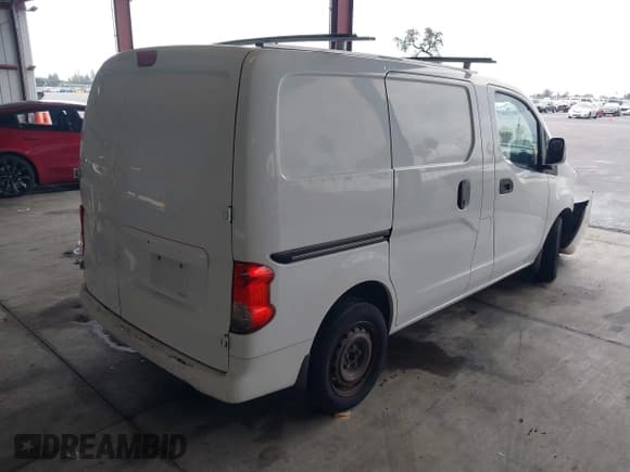 ✅ 2015 Nissan NV200 S • VIN: 3N6CM0KN1FK720965 • Лот: 43713767. Опубликован ранее на IAAI с пробегом 82 930 миль. Бесплатный доступ к архиву аукционных продаж из США и подробный отчёт об истории автомобиля на DreamBid. Изображение 4.