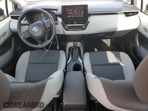 ✅ 2023 Toyota Corolla LE • VIN: 5YFB4MDE3PP036386 • Лот: 90039585. Опубликован ранее на Copart с пробегом 109 102 миль. Бесплатный доступ к архиву аукционных продаж из США и подробный отчёт об истории автомобиля на DreamBid. Изображение 8.