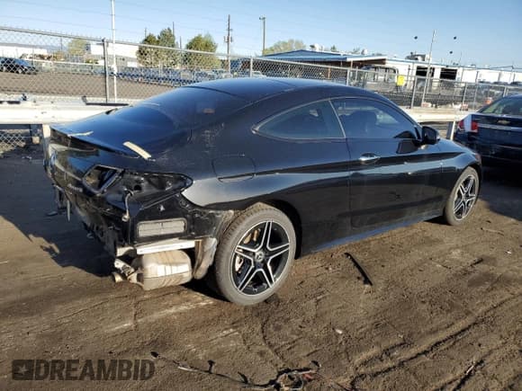 ✅ 2020 Mercedes-Benz C 300 • VIN: W1KWJ8EB7LF987400 • Лот: 53348734. Опубликован ранее на Copart с пробегом 17 468 миль. Бесплатный доступ к архиву аукционных продаж из США и подробный отчёт об истории автомобиля на DreamBid. Изображение 3.