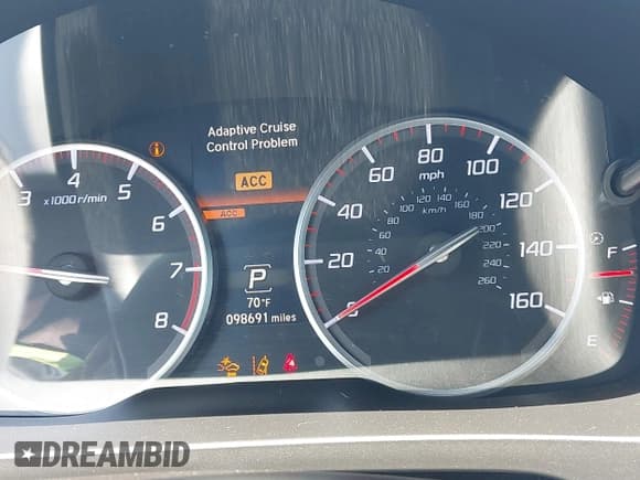 ✅ 2016 Acura ILX Premium • VIN: 19UDE2F81GA012675 • Lot: 42235773. Wystawiony na IAAI z przebiegiem 98 691 mil. Bezpłatny archiwum sprzedaży aukcyjnych z USA i szczegółowy raport historii pojazdu na DreamBid. Zdjęcie 7.