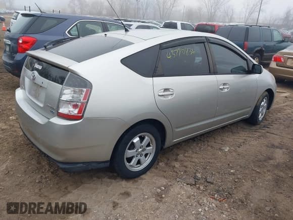 ✅ 2005 Toyota Prius • VIN: JTDKB20U253059705 • Lot: 43770836. Listed on IAAI with 274,665 mi. Free auction sales archive from the USA and detailed vehicle history report at DreamBid. Image 4.
