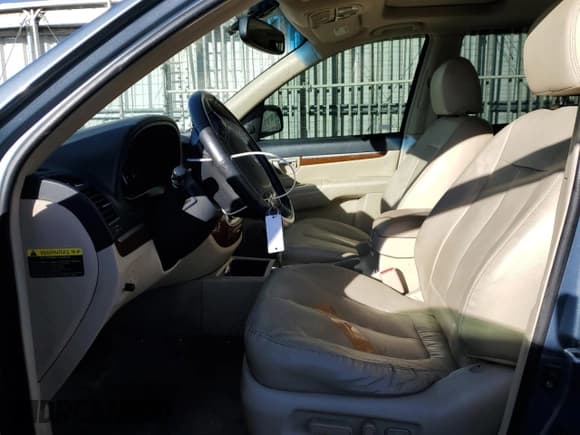 ✅ 2009 Hyundai Santa Fe Limited • VIN: 5NMSH73E99H305043 • Lot: 81935693. Listed on Copart with 154,153 mi. Free auction sales archive from the USA and detailed vehicle history report at DreamBid. Image 7.