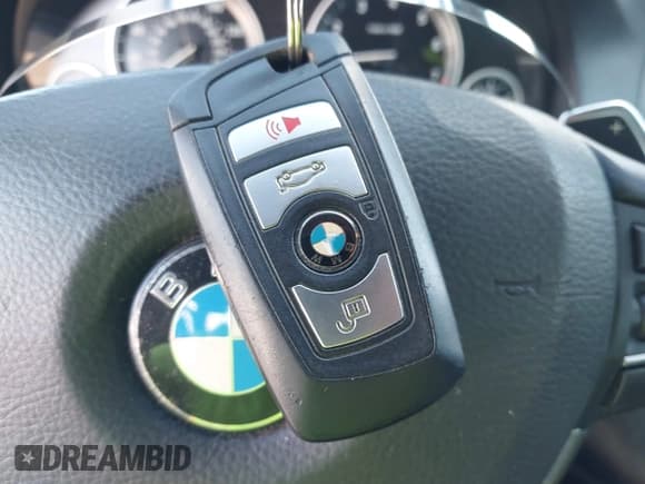 ✅ 2016 BMW 5 Series 528i • VIN: WBA5A5C53GG350549 • Lot: 43313498. Listed on IAAI with 100,856 mi. Free auction sales archive from the USA and detailed vehicle history report at DreamBid. Image 11.