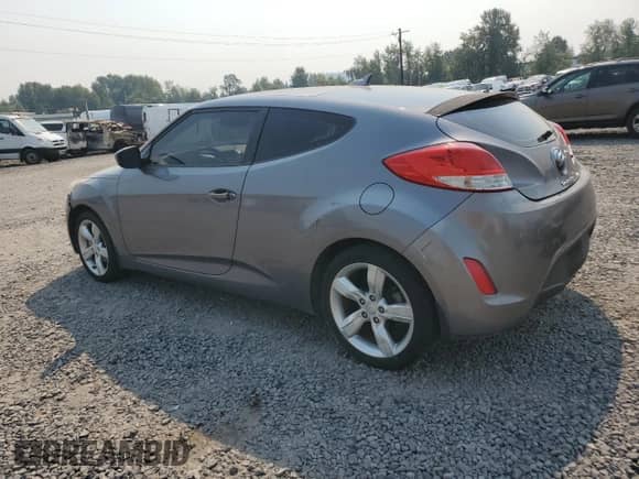 ✅ 2013 Hyundai Veloster w/Gray Int • VIN: KMHTC6AD3DU093986 • Лот: 70438194. Размещён на Copart с пробегом 115 746 миль миль. Получите бесплатный доступ к архиву аукционных продаж из США и посмотрите подробный отчёт об истории автомобиля на DreamBid. Изображение 2.