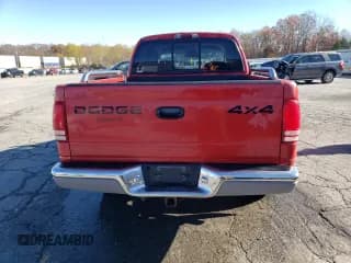 ✅ 2001 Dodge Dakota Sport • VIN: 1B7HG2AN81S295553 • Lot: 80392844. Wystawiony na Copart z przebiegiem 105 560 mil. Bezpłatny archiwum sprzedaży aukcyjnych z USA i szczegółowy raport historii pojazdu na DreamBid. Zdjęcie 6.
