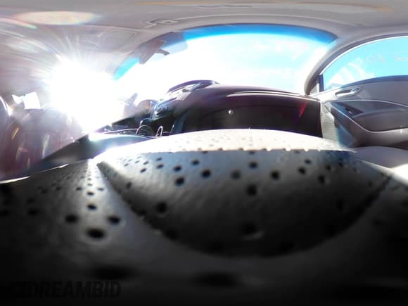 ✅ 2014 Hyundai Santa Fe • VIN: 5XYZUDLB5EG127411 • Lot: 43442706. Listed on IAAI with 68,022 mi. Free auction sales archive from the USA and detailed vehicle history report at DreamBid. Image 19.