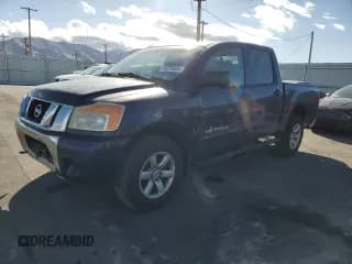 ✅ 2011 Nissan Titan SV • VIN: 1N6BA0EJ5BN309733 • Lot: 44375035. Wystawiony na Copart z przebiegiem 203 675 mil. Bezpłatny archiwum sprzedaży aukcyjnych z USA i szczegółowy raport historii pojazdu na DreamBid. Zdjęcie 1.