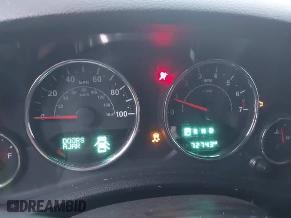 ✅ 2018 Jeep Wrangler Unlimited Sport • VIN: 1C4BJWDG3JL899016 • Lot: 43795156. Listed on IAAI with 72,743 mi. Free auction sales archive from the USA and detailed vehicle history report at DreamBid. Image 7.