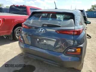 2019 Hyundai Kona SE z VIN KM8K12AA9KU259733, wystawiony jako Copart lot #45236563 z przebiegiem 49 703 mil mil oraz . Historia ofert i sprzedaży dostępna na DreamBid. Obrazek 6.