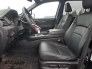 ✅ 2024 Honda Passport EX-L • VIN: 5FNYF8H59RB003820 • Lot: 92575885. Listed on Copart with 28,137 mi. Free auction sales archive from the USA and detailed vehicle history report at DreamBid. Image 7.