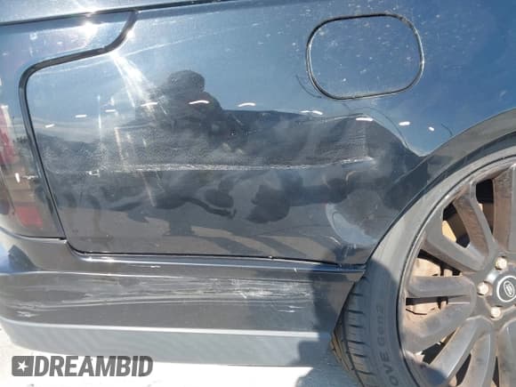 ✅ 2014 Land Rover Range Rover Supercharged Autobiography • VIN: SALGV2EF3EA127229 • Lot: 41336027. Listed on IAAI with 108,081 mi. Free auction sales archive from the USA and detailed vehicle history report at DreamBid. Image 12.