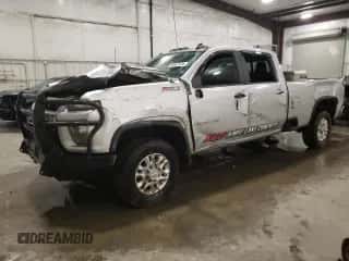 2020 Chevrolet Silverado 3500HD LT с VIN 1GC4YTEY1LF180276, выставлен на аукционе Copart как лот 84657674 с пробегом 137 071 миль миль и Списание • Salvage title. История ставок и продаж доступна на DreamBid. Изображение 1.
