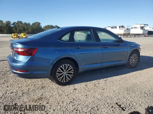 ✅ 2021 Volkswagen Jetta S • VIN: 3VWC57BU9MM065579 • Lot: 86642185. Wystawiony na Copart z przebiegiem 125 374 mil. Bezpłatny archiwum sprzedaży aukcyjnych z USA i szczegółowy raport historii pojazdu na DreamBid. Zdjęcie 3.