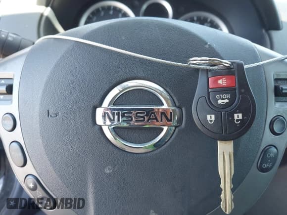 ✅ 2010 Nissan Sentra SR • VIN: 3N1AB6AP4AL690601 • Lot: 43002369. Wystawiony na IAAI z przebiegiem 109 401 mil. Bezpłatny archiwum sprzedaży aukcyjnych z USA i szczegółowy raport historii pojazdu na DreamBid. Zdjęcie 11.