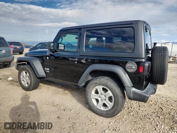 ✅ 2019 Jeep Wrangler Sport S • VIN: 1C4GJXAN7KW501367 • Lot: 92855165. Listed on Copart with 34,853 mi. Free auction sales archive from the USA and detailed vehicle history report at DreamBid. Image 2.