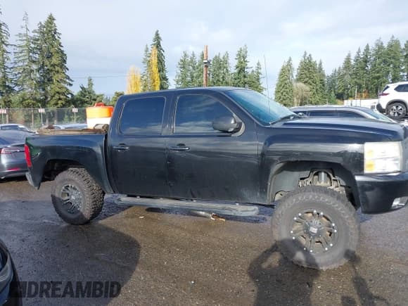 ✅ 2008 Chevrolet Silverado 1500 LTZ • VIN: 2GCEK13Y481168215 • Lot: 43609430. Listed on IAAI with 166,880 mi. Free auction sales archive from the USA and detailed vehicle history report at DreamBid. Image 13.