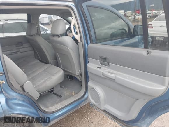 ✅ 2006 Dodge Durango SXT • VIN: 1D4HB38N66F145731 • Лот: 42174999. Опубликован ранее на IAAI с пробегом 126 504 миль. Бесплатный доступ к архиву аукционных продаж из США и подробный отчёт об истории автомобиля на DreamBid. Изображение 8.