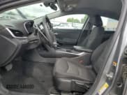 ✅ 2018 Chevrolet Volt LT • VIN: 1G1RA6S55JU158661 • Lot: 68343804. Wystawiony na Copart z przebiegiem 66 961 mil. Bezpłatny archiwum sprzedaży aukcyjnych z USA i szczegółowy raport historii pojazdu na DreamBid. Zdjęcie 7.