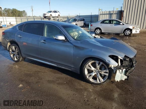 ✅ 2017 Infiniti Q70 3.7 • VIN: JN1BY1PP0HM170263 • Лот: 41513625. Опубликован ранее на Copart с пробегом 138 814 миль. Бесплатный доступ к архиву аукционных продаж из США и подробный отчёт об истории автомобиля на DreamBid. Изображение 4.