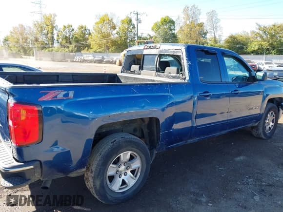 ✅ 2015 Chevrolet Silverado 1500 LT • VIN: 1GCVKREC8FZ185779 • Лот: 43517141. Опубликован ранее на IAAI с пробегом 158 049 миль. Бесплатный доступ к архиву аукционных продаж из США и подробный отчёт об истории автомобиля на DreamBid. Изображение 17.