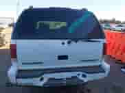 2000 Chevrolet Blazer LS z VIN 1GNCS13WXY2110705, wystawiony jako IAAI lot #41287699 z przebiegiem 214 754 mil mil oraz . Historia ofert i sprzedaży dostępna na DreamBid. Obrazek 16.