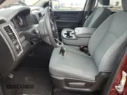 ✅ 2018 Ram 2500 Tradesman • VIN: 3C6UR5CL1JG366449 • Lot: 70298105. Wystawiony na Copart z przebiegiem 104 194 mil. Bezpłatny archiwum sprzedaży aukcyjnych z USA i szczegółowy raport historii pojazdu na DreamBid. Zdjęcie 7.