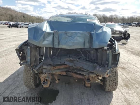 ✅ 2009 Chevrolet Suburban 1LT • VIN: 1GNFK26329R257985 • Lot: 52309645. Wystawiony na Copart z przebiegiem 212 258 mil. Bezpłatny archiwum sprzedaży aukcyjnych z USA i szczegółowy raport historii pojazdu na DreamBid. Zdjęcie 5.