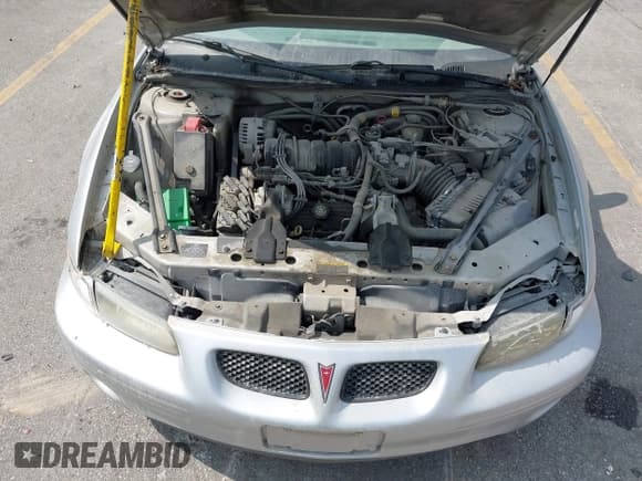 ✅ 2002 Pontiac Grand Prix GT • VIN: 1G2WP52KX2F203872 • Lot: 43135768. Wystawiony na IAAI z przebiegiem 204 430 mil. Bezpłatny archiwum sprzedaży aukcyjnych z USA i szczegółowy raport historii pojazdu na DreamBid. Zdjęcie 10.