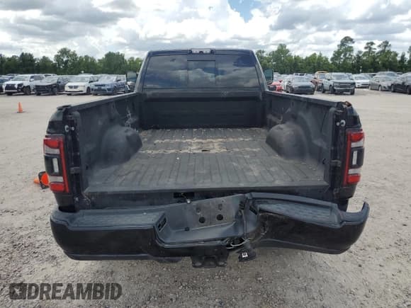 ✅ 2020 Ram 2500 Laramie • VIN: 3C6UR5KL4LG111783 • Лот: 60952204. Опубликован ранее на Copart с пробегом 146 187 миль. Бесплатный доступ к архиву аукционных продаж из США и подробный отчёт об истории автомобиля на DreamBid. Изображение 6.