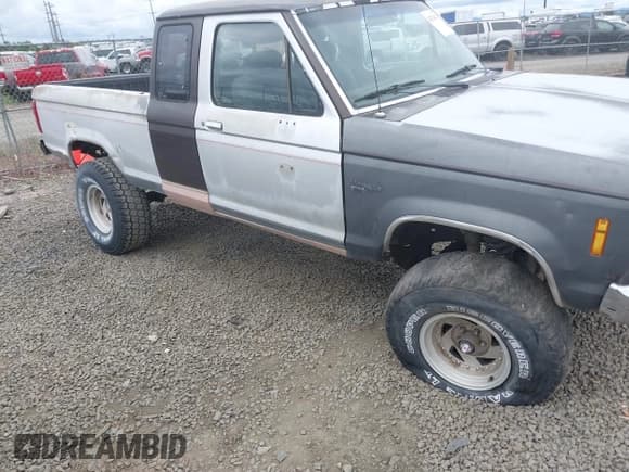 ✅ 1988 Ford Ranger • VIN: 1FTCR15T8JPA26107 • Lot: 42514176. Listed on IAAI with 253,740 mi. Free auction sales archive from the USA and detailed vehicle history report at DreamBid. Image 11.
