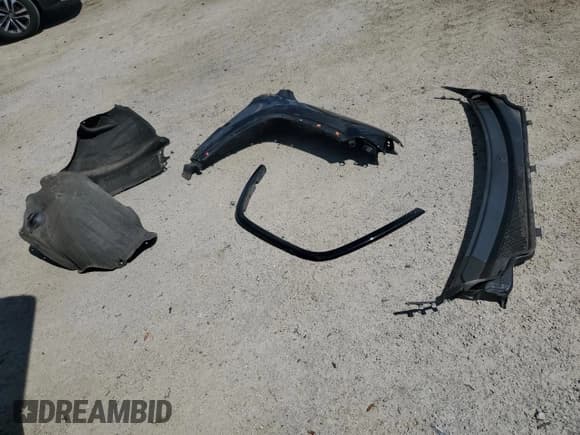 ✅ 2016 Jeep Grand Cherokee Overland • VIN: 1C4RJFCM9GC302353 • Лот: 58789604. Опубликован ранее на Copart с пробегом 87 826 миль. Бесплатный доступ к архиву аукционных продаж из США и подробный отчёт об истории автомобиля на DreamBid. Изображение 15.