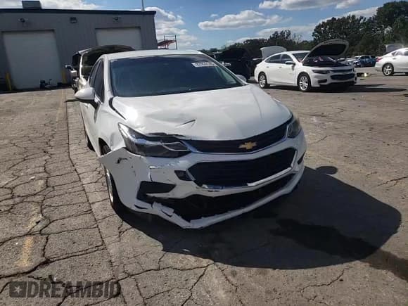 ✅ 2018 Chevrolet Cruze LT • VIN: 1G1BE5SM8J7178232 • Lot: 82059145. Listed on Copart with 152,280 mi. Free auction sales archive from the USA and detailed vehicle history report at DreamBid. Image 13.