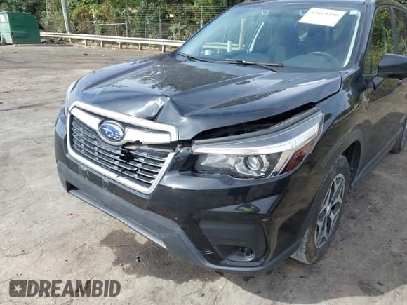 ✅ 2019 Subaru Forester Premium • VIN: JF2SKAGC3KH583498 • Lot: 43419290. Listed on IAAI with 157,452 mi. Free auction sales archive from the USA and detailed vehicle history report at DreamBid. Image 6.