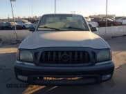 ✅ 2004 Toyota Tacoma • VIN: 5TENL42N04Z394070 • Lot: 43721735. Listed on IAAI with 572,363 mi. Free auction sales archive from the USA and detailed vehicle history report at DreamBid. Image 12.