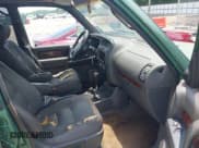 ✅ 1998 Isuzu Trooper S • VIN: JACDJ58X0W7908301 • Lot: 42274490. Listed on IAAI with 267,053 mi. Free auction sales archive from the USA and detailed vehicle history report at DreamBid. Image 5.