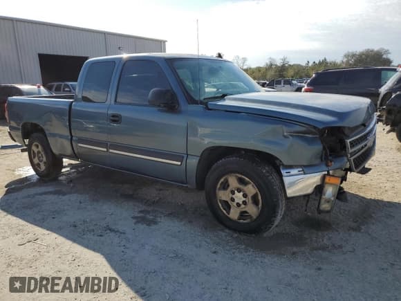 ✅ 2006 Chevrolet Silverado 1500 Work Truck • VIN: 2GCEC19Z761306937 • Лот: 87839885. Опубликован ранее на Copart с пробегом Не указан. Бесплатный доступ к архиву аукционных продаж из США и подробный отчёт об истории автомобиля на DreamBid. Изображение 4.