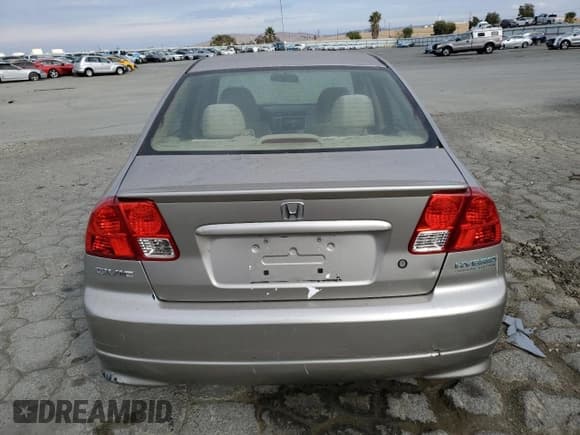 ✅ 2004 Honda Civic • VIN: JHMES966X4S004193 • Lot: 84629785. Wystawiony na Copart z przebiegiem 141 062 mil. Bezpłatny archiwum sprzedaży aukcyjnych z USA i szczegółowy raport historii pojazdu na DreamBid. Zdjęcie 6.