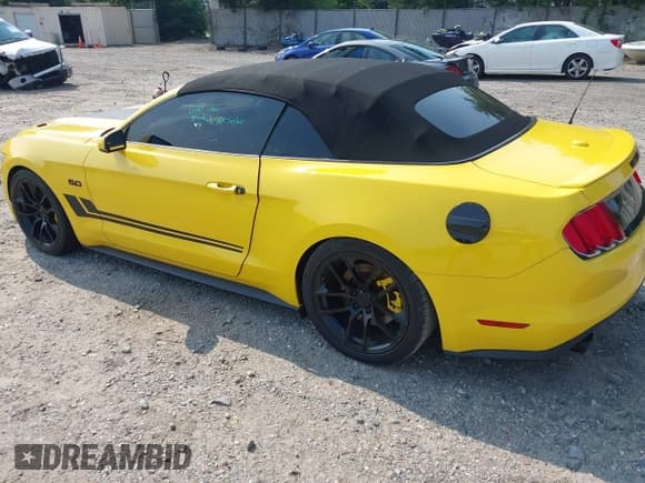 ✅ 2015 Ford Mustang GT Premium • VIN: 1FATP8FF9F5323726 • Lot: 42479740. Listed on IAAI with 68,581 mi. Free auction sales archive from the USA and detailed vehicle history report at DreamBid. Image 3.