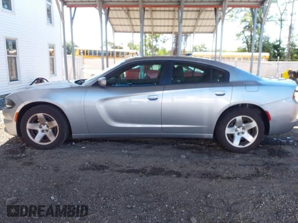 ✅ 2015 Dodge Charger Police • VIN: 2C3CDXAT6FH791257 • Лот: 43061750. Опубликован ранее на IAAI с пробегом 123 323 миль. Бесплатный доступ к архиву аукционных продаж из США и подробный отчёт об истории автомобиля на DreamBid. Изображение 14.