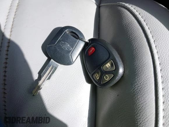 ✅ 2013 Chevrolet Captiva Sport LTZ • VIN: 3GNFL4EKXDS527343 • Lot: 41630956. Wystawiony na IAAI z przebiegiem 140 834 mil. Bezpłatny archiwum sprzedaży aukcyjnych z USA i szczegółowy raport historii pojazdu na DreamBid. Zdjęcie 11.