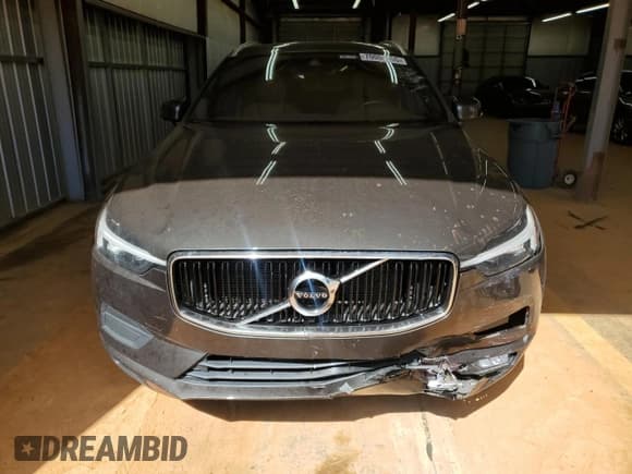 ✅ 2021 Volvo XC60 Momentum • VIN: YV4102RK7M1876050 • Lot: 70064555. Listed on Copart with 107,869 mi. Free auction sales archive from the USA and detailed vehicle history report at DreamBid. Image 5.