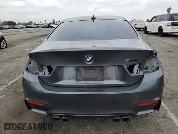 ✅ 2017 BMW M4 • VIN: WBS3R9C59HK709453 • Lot: 55698025. Listed on Copart with 108,200 mi. Free auction sales archive from the USA and detailed vehicle history report at DreamBid. Image 6.
