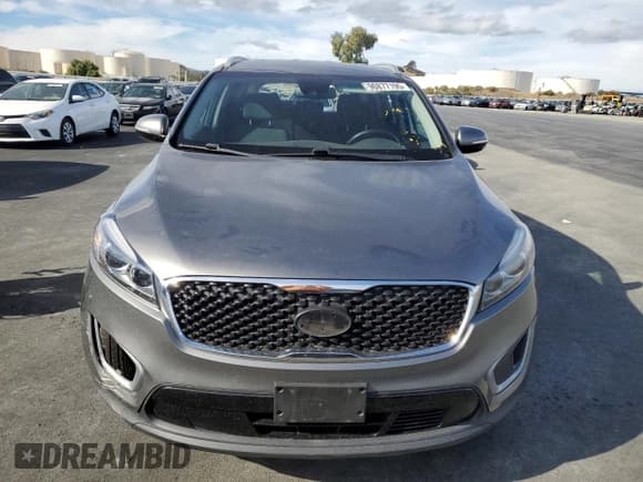 ✅ 2017 Kia Sorento LX • VIN: 5XYPG4A56HG292013 • Lot: 90877195. Listed on Copart with 208,874 mi. Free auction sales archive from the USA and detailed vehicle history report at DreamBid. Image 5.