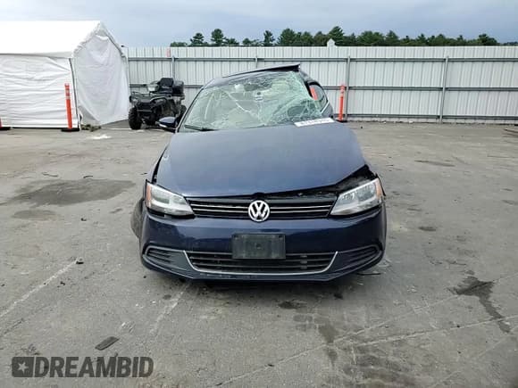 ✅ 2014 Volkswagen Jetta TDI • VIN: 3VW3L7AJ2EM386037 • Lot: 81318945. Wystawiony na Copart z przebiegiem Nie podano. Bezpłatny archiwum sprzedaży aukcyjnych z USA i szczegółowy raport historii pojazdu na DreamBid. Zdjęcie 13.