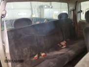 ✅ 2001 Chevrolet Silverado 2500HD LS • VIN: 1GCHK29U21E258040 • Лот: 64043465. Опубликован ранее на Copart с пробегом 259 626 миль. Бесплатный доступ к архиву аукционных продаж из США и подробный отчёт об истории автомобиля на DreamBid. Изображение 10.