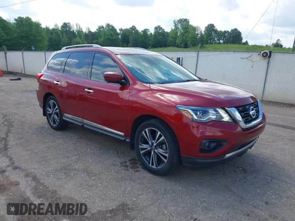 ✅ 2018 Nissan Pathfinder SL • VIN: 5N1DR2MM0JC625784 • Lot: 42135191. Wystawiony na IAAI z przebiegiem 49 650 mil. Bezpłatny archiwum sprzedaży aukcyjnych z USA i szczegółowy raport historii pojazdu na DreamBid. Zdjęcie 1.