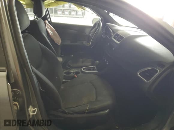 ✅ 2013 Dodge Avenger SE • VIN: 1C3CDZAB0DN619538 • Лот: 45753285. Опубликован ранее на Copart с пробегом 242 722 миль. Бесплатный доступ к архиву аукционных продаж из США и подробный отчёт об истории автомобиля на DreamBid. Изображение 7.